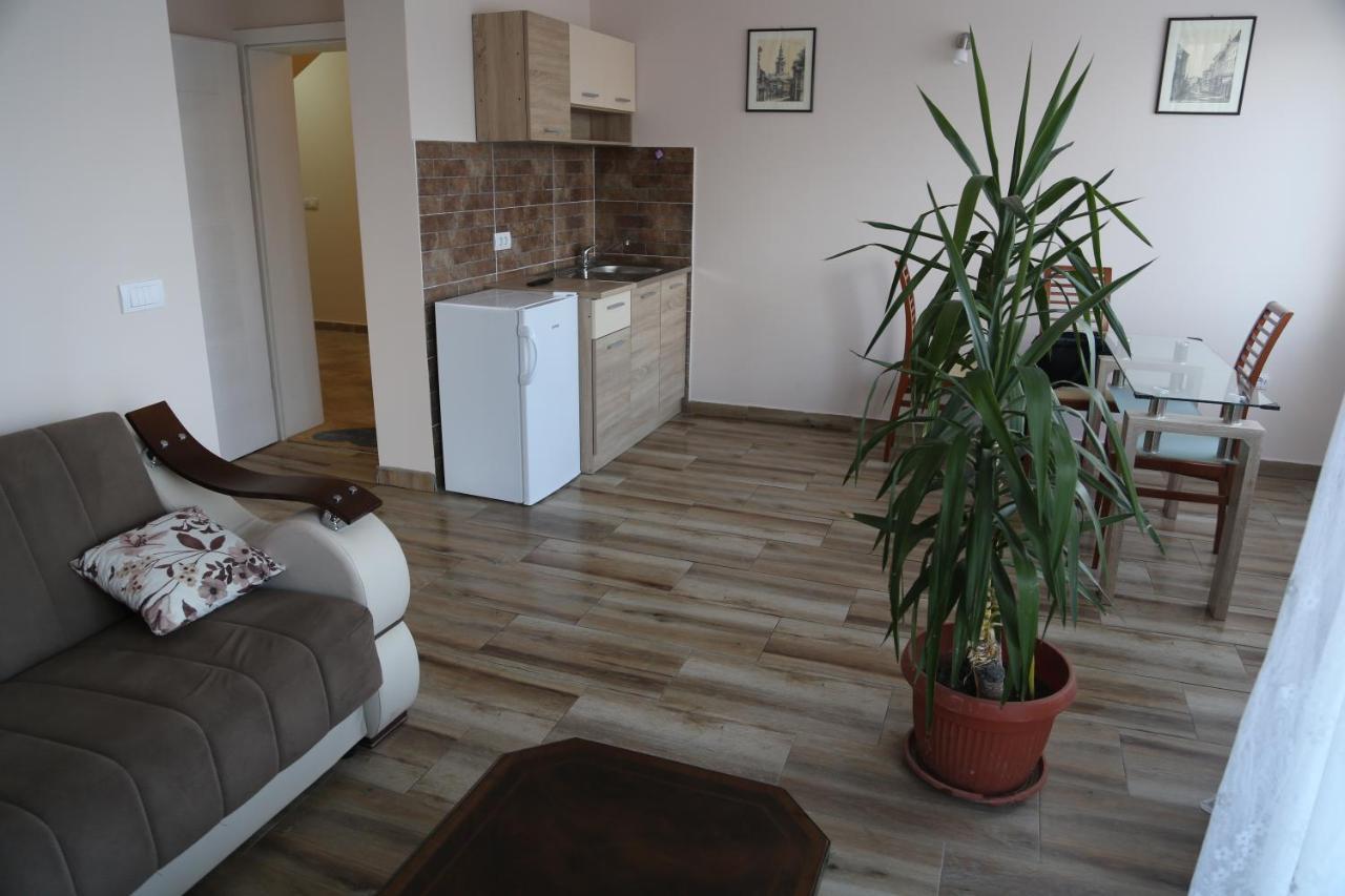 Fruskogorska Idila Apartmani Врдник Экстерьер фото