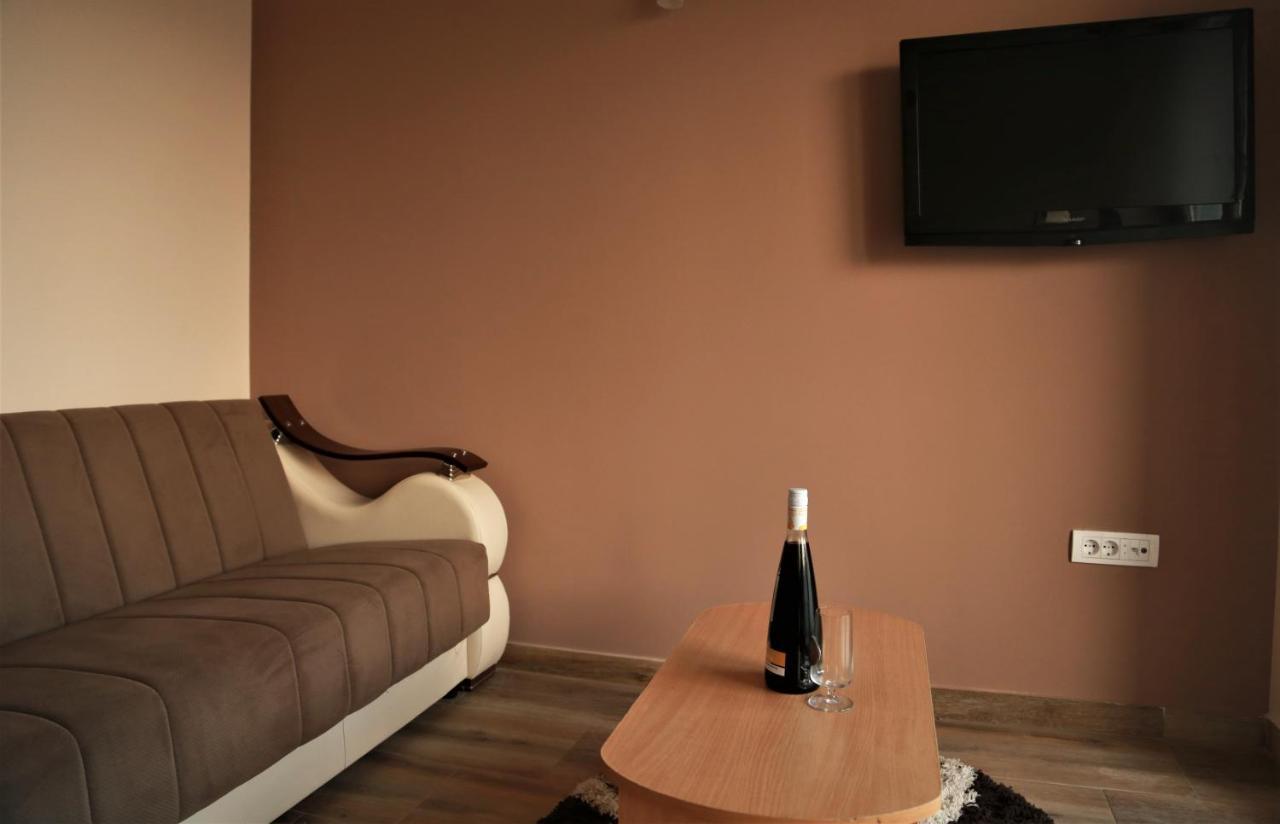 Fruskogorska Idila Apartmani Врдник Экстерьер фото